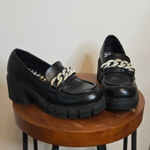 Dirty Laundry Black Flats with Chunky Soles